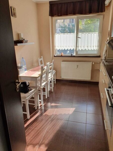 Tei, vanzare apartament 3 camere, renovat mobilat,